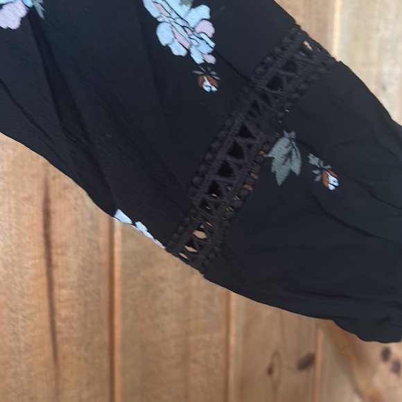 American Rag blouse - Picture 3 of 7